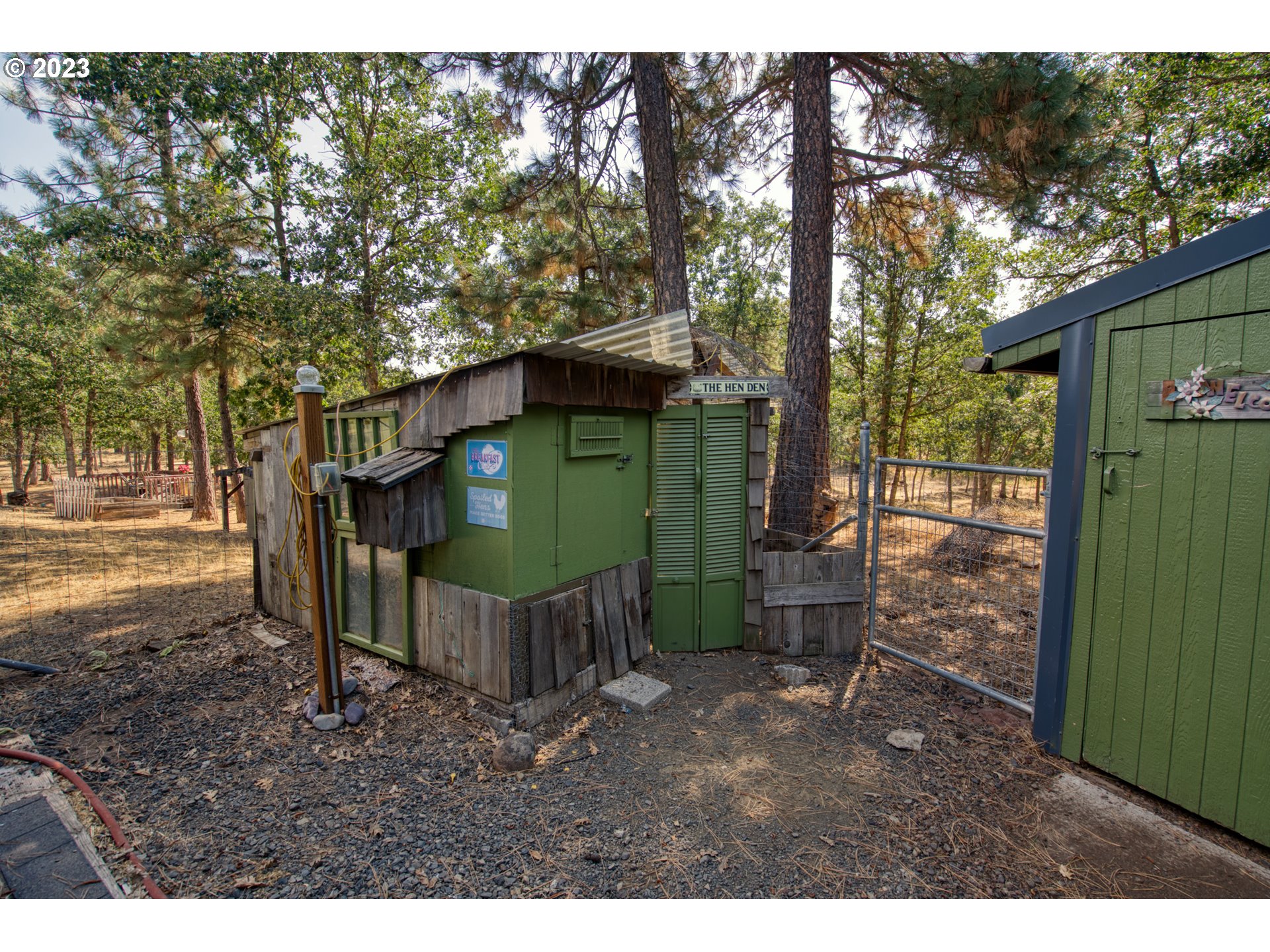 121 PINTO PONY RD