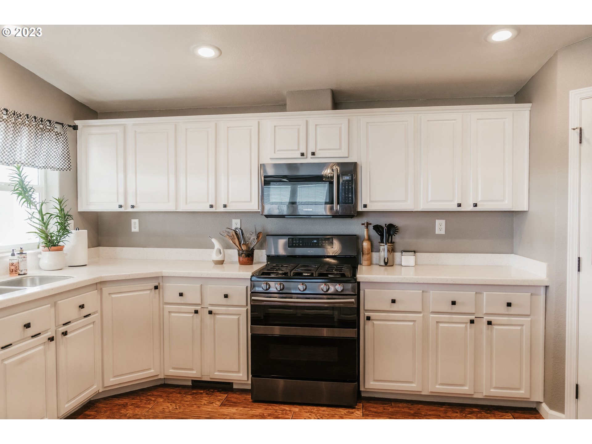 174 Old Mountain RD