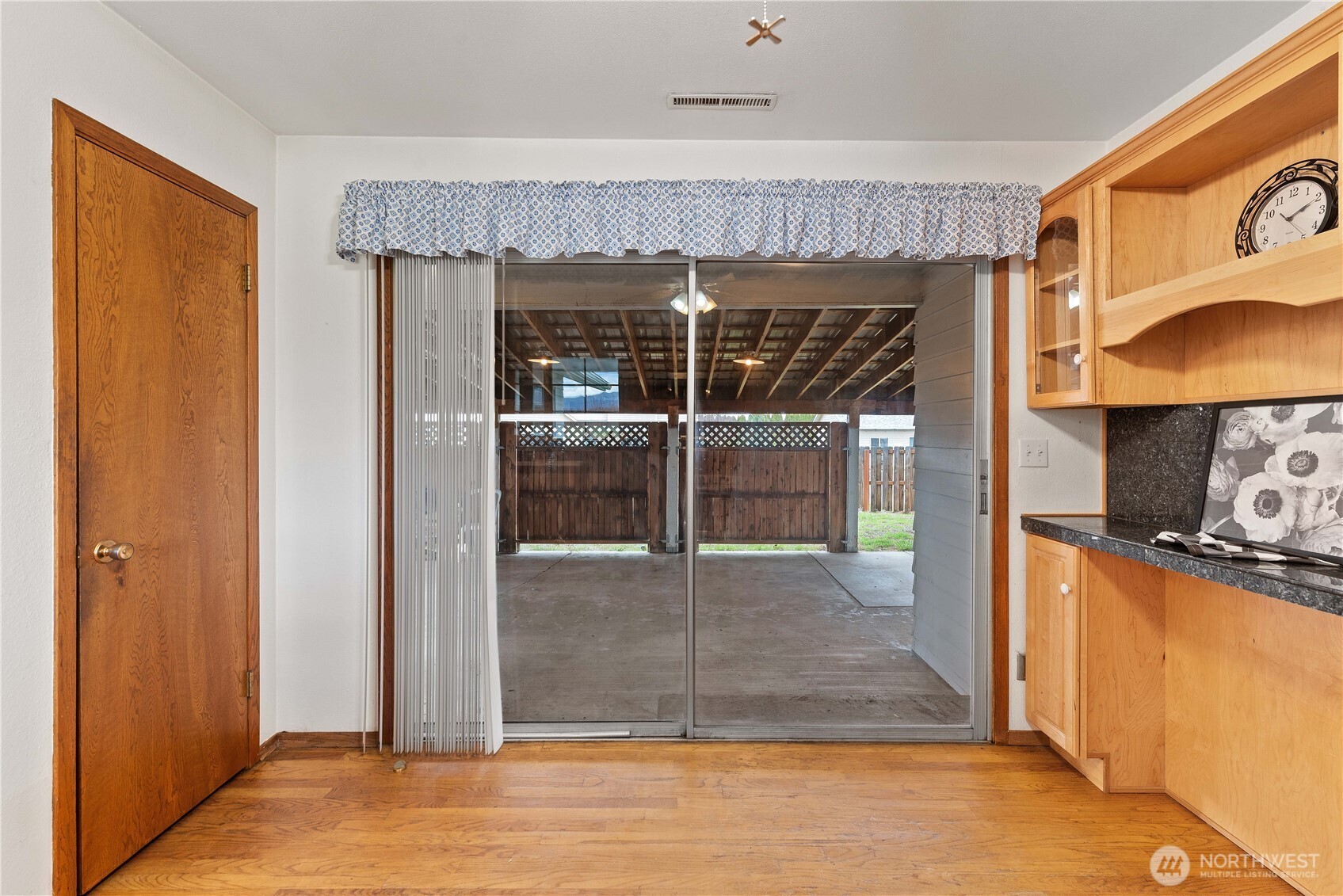 312 N Perry Avenue