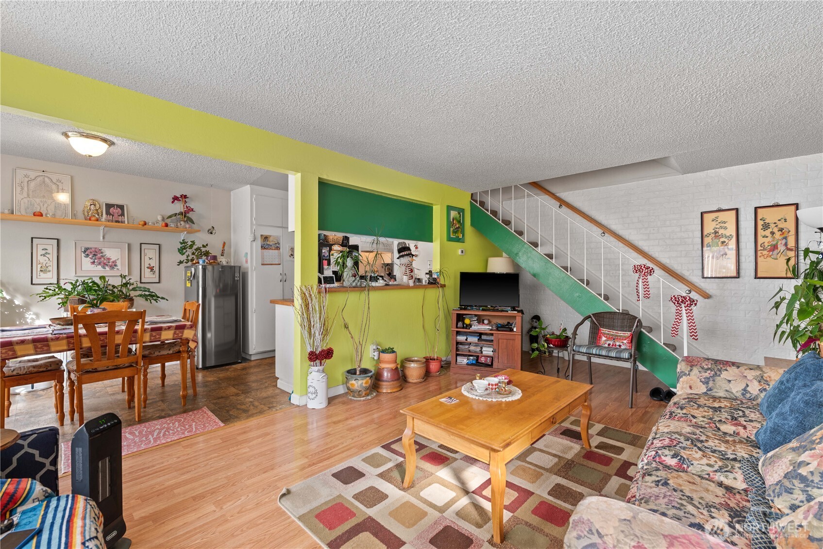 100 Simon Street Unit: 11