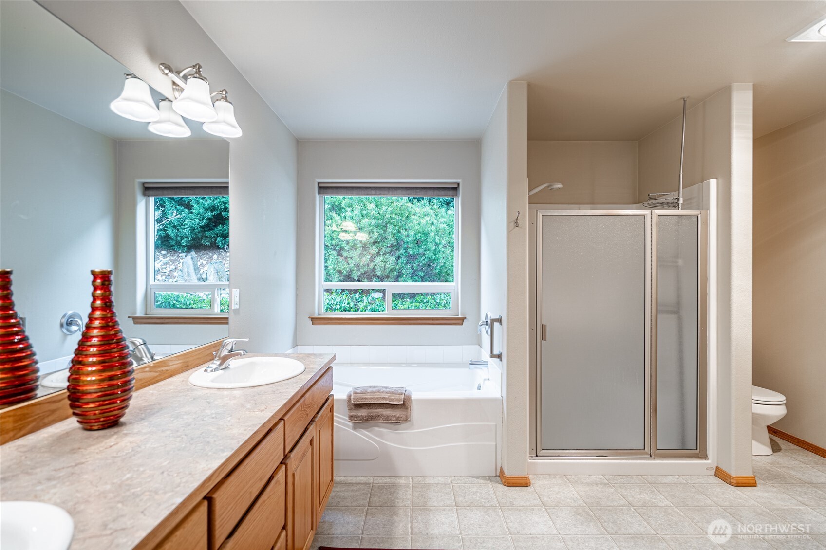 35 S Mandolin Avenue