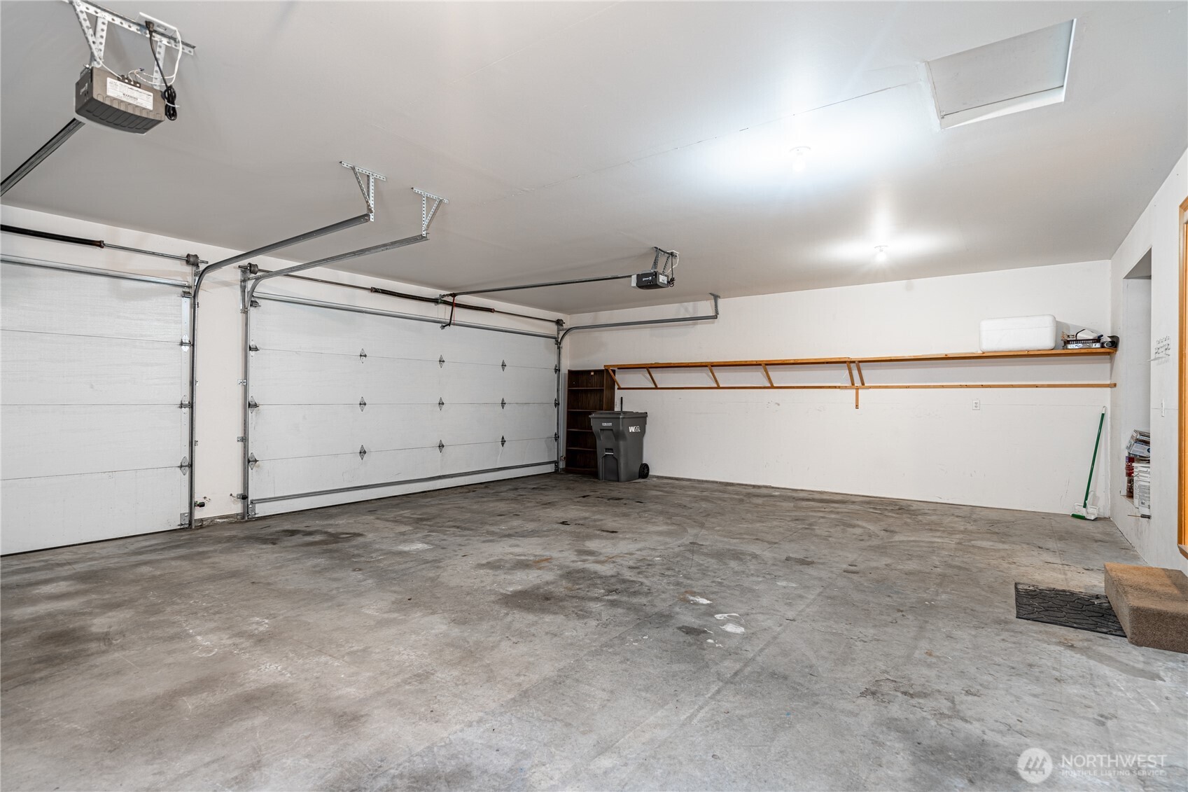 35 S Mandolin Avenue