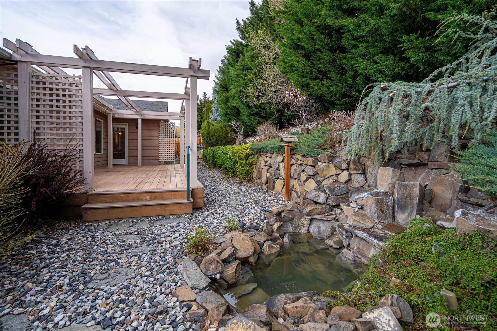 35 S Mandolin Avenue