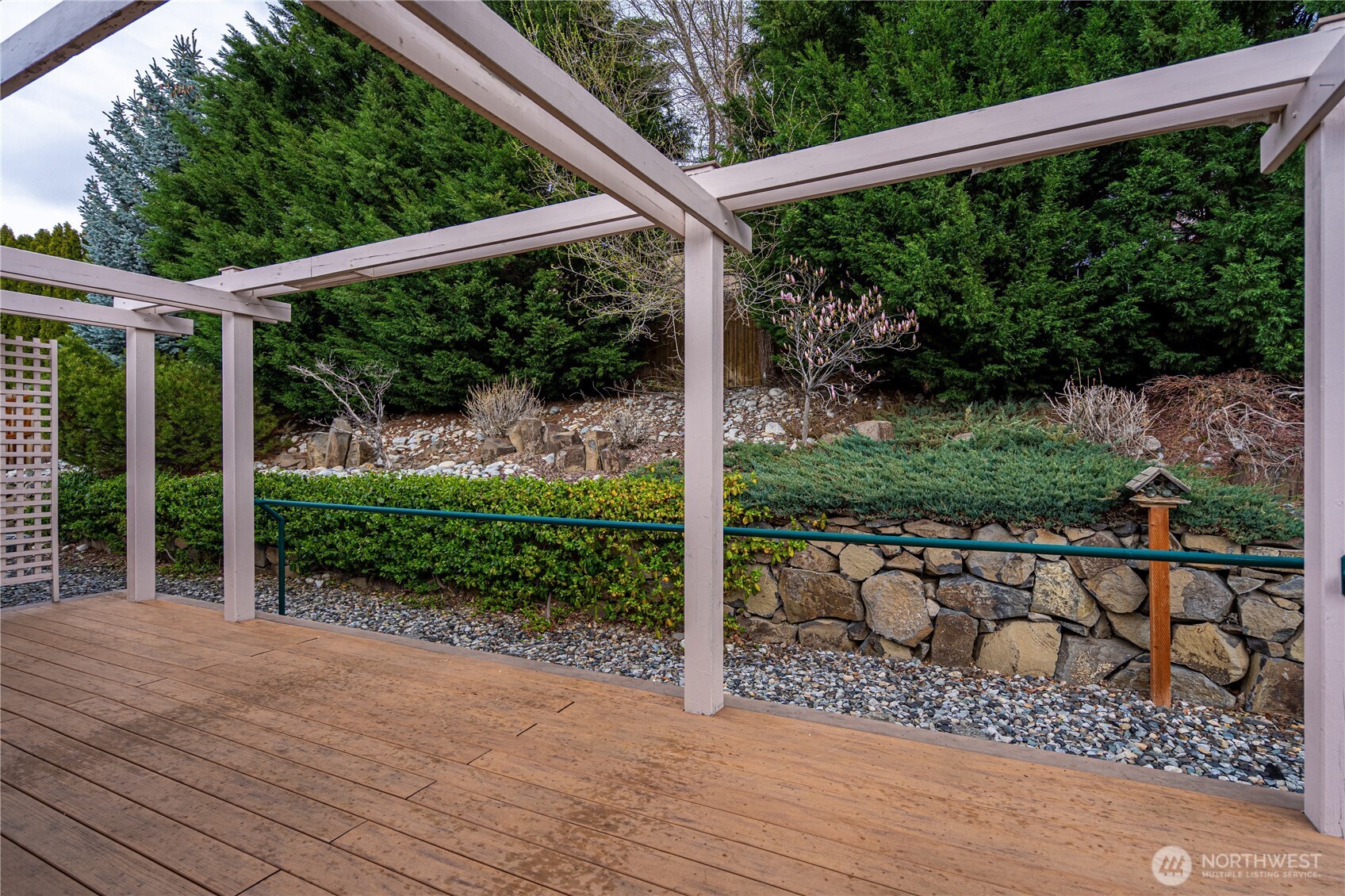 35 S Mandolin Avenue