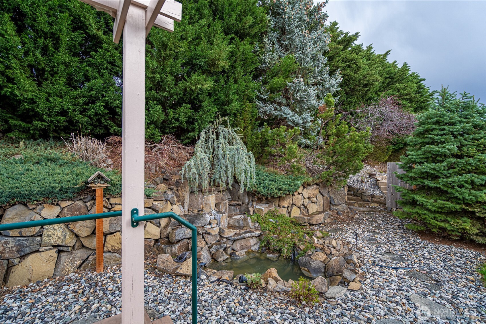 35 S Mandolin Avenue