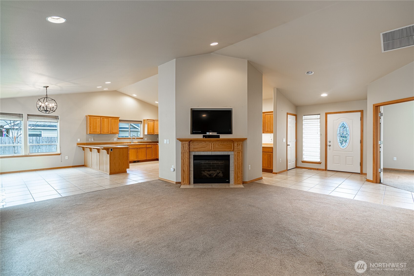 35 S Mandolin Avenue