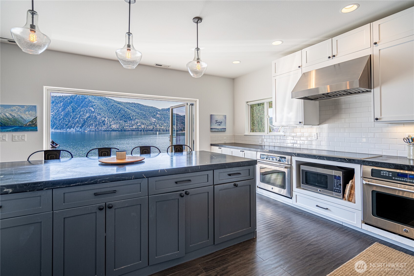 605 Manson Boulevard