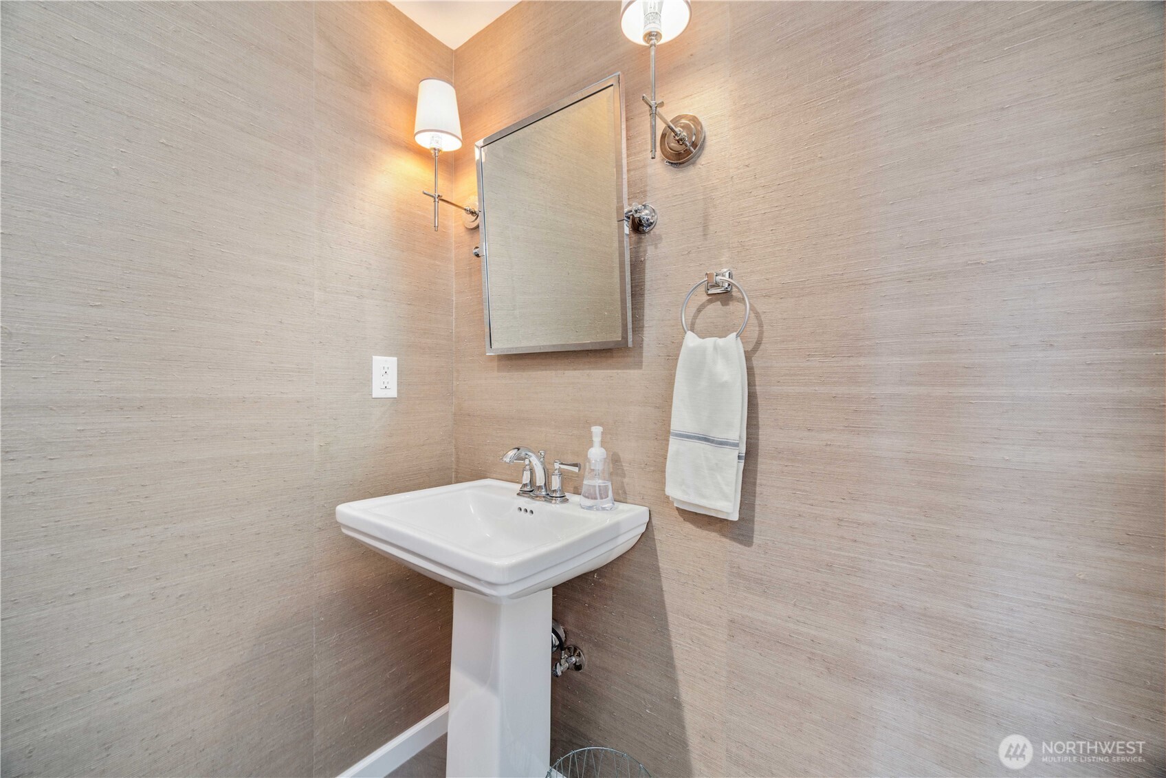 605 Manson Boulevard