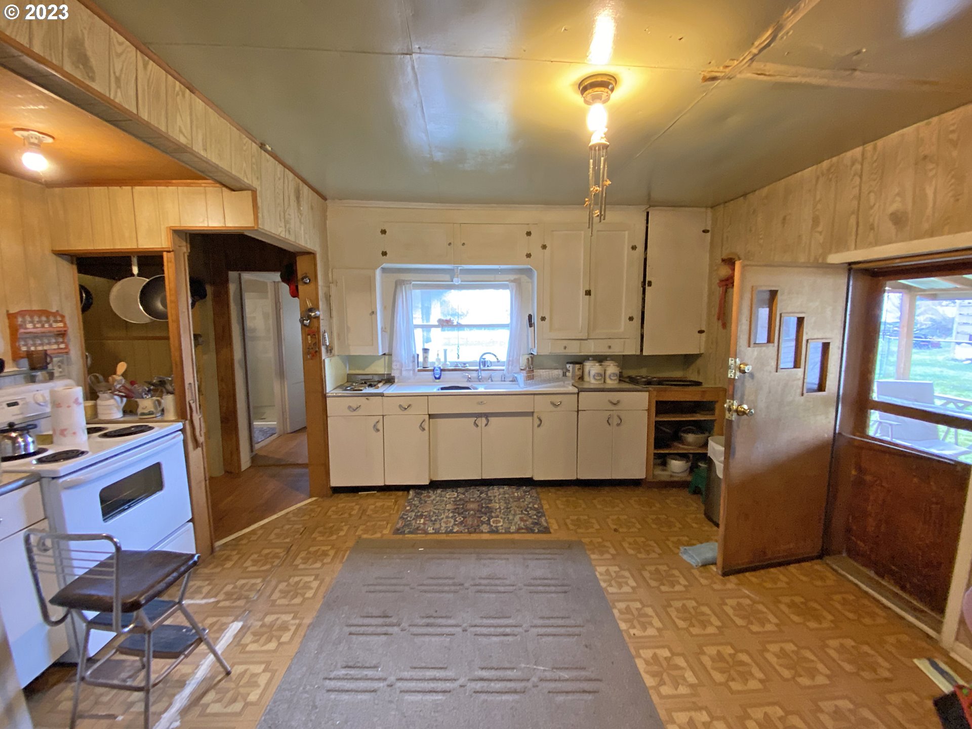 2294 Centerville HWY