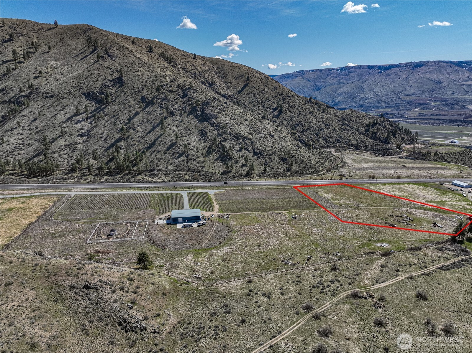 7 Tunnel Hill Rd Unit: LOT 1