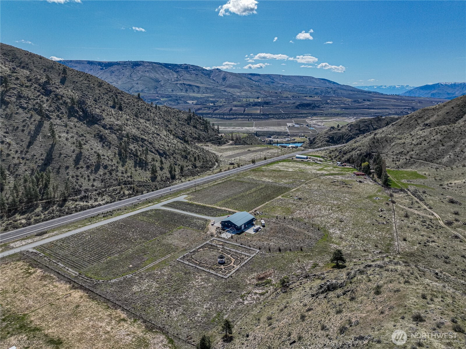 7 Tunnel Hill Rd Unit: LOT 1