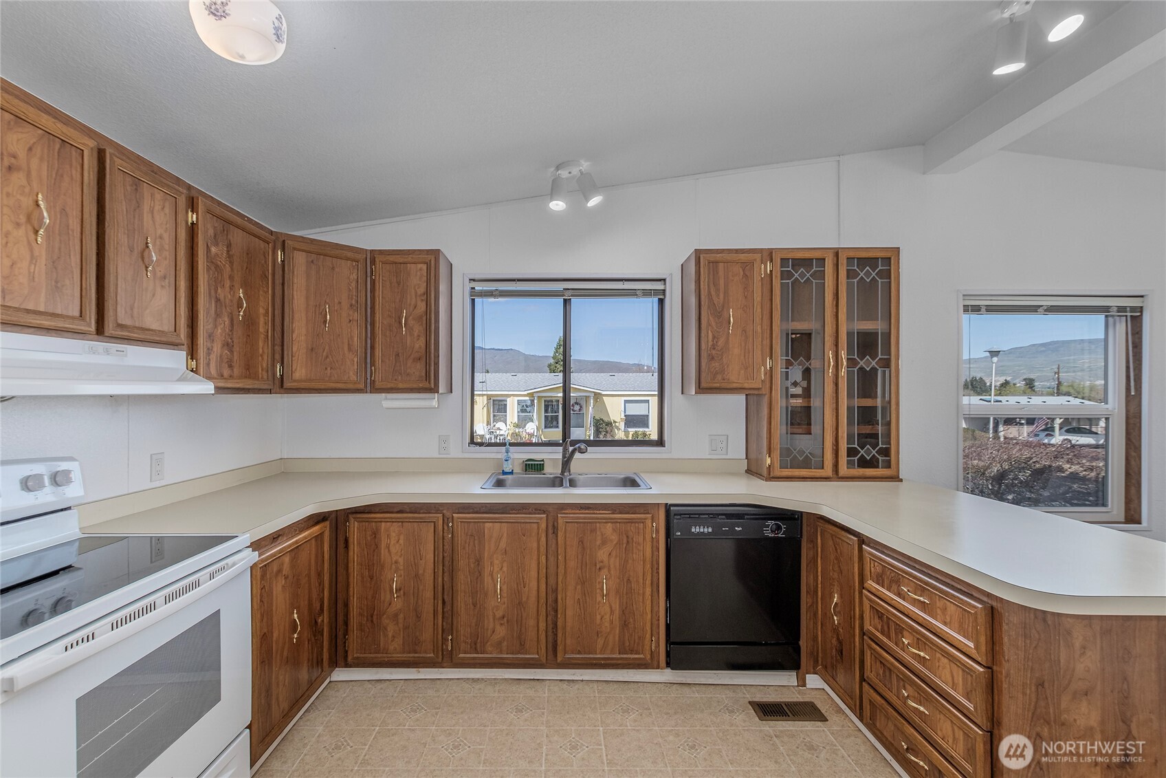 1149 Foothills Lane Unit: 25