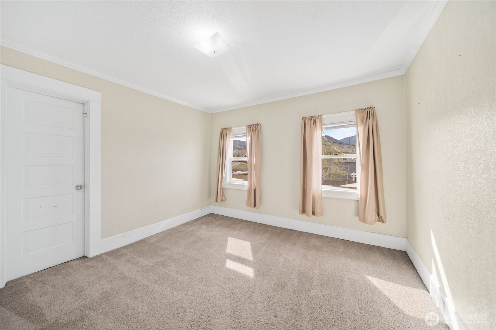 126 S Cleveland Avenue