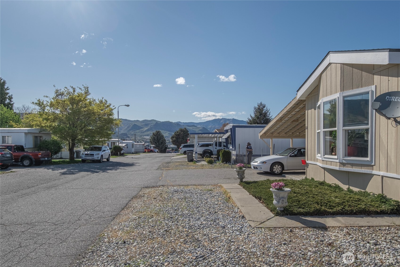 211 Pace Drive Unit: 11