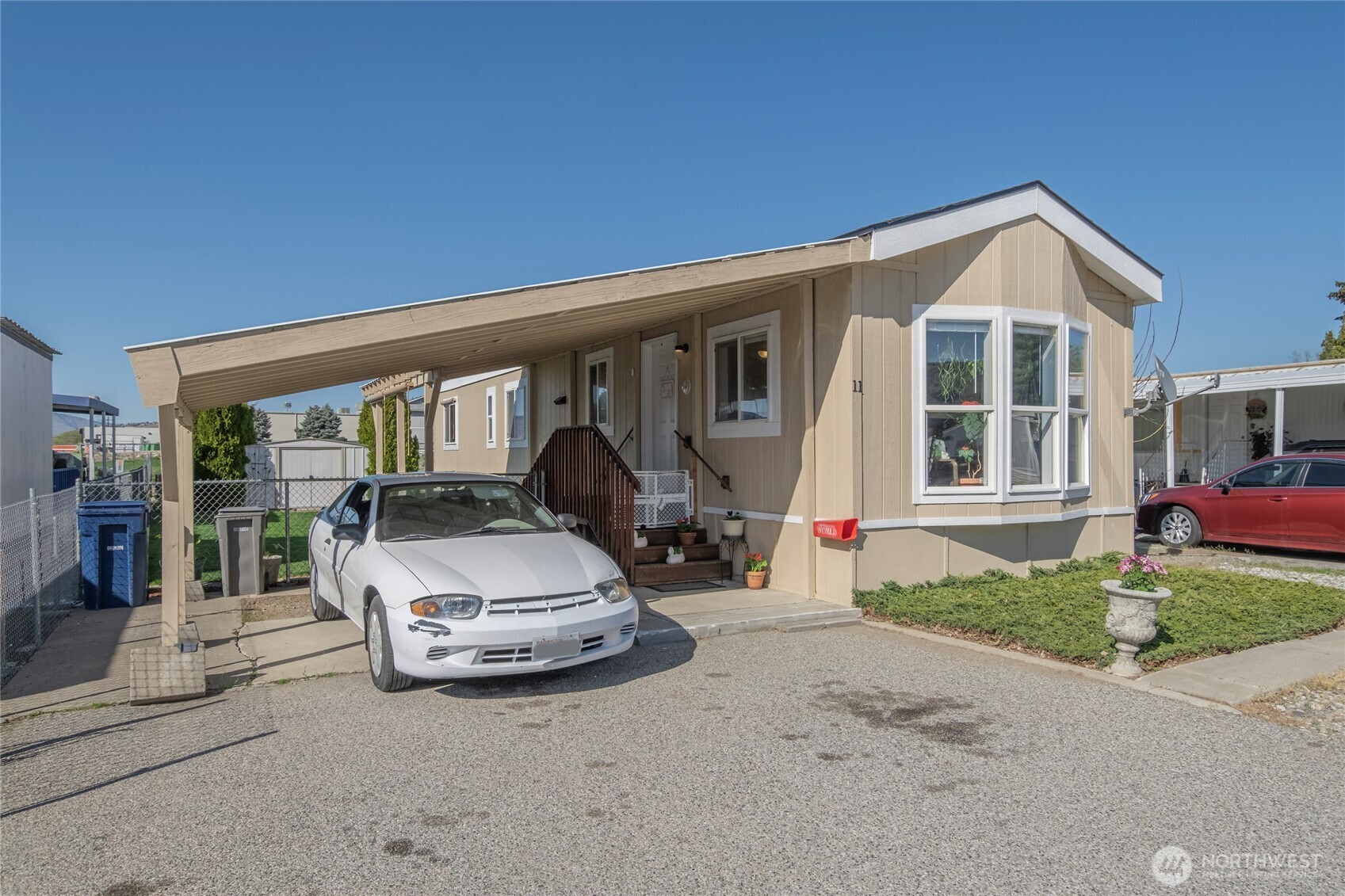 211 Pace Drive Unit: 11