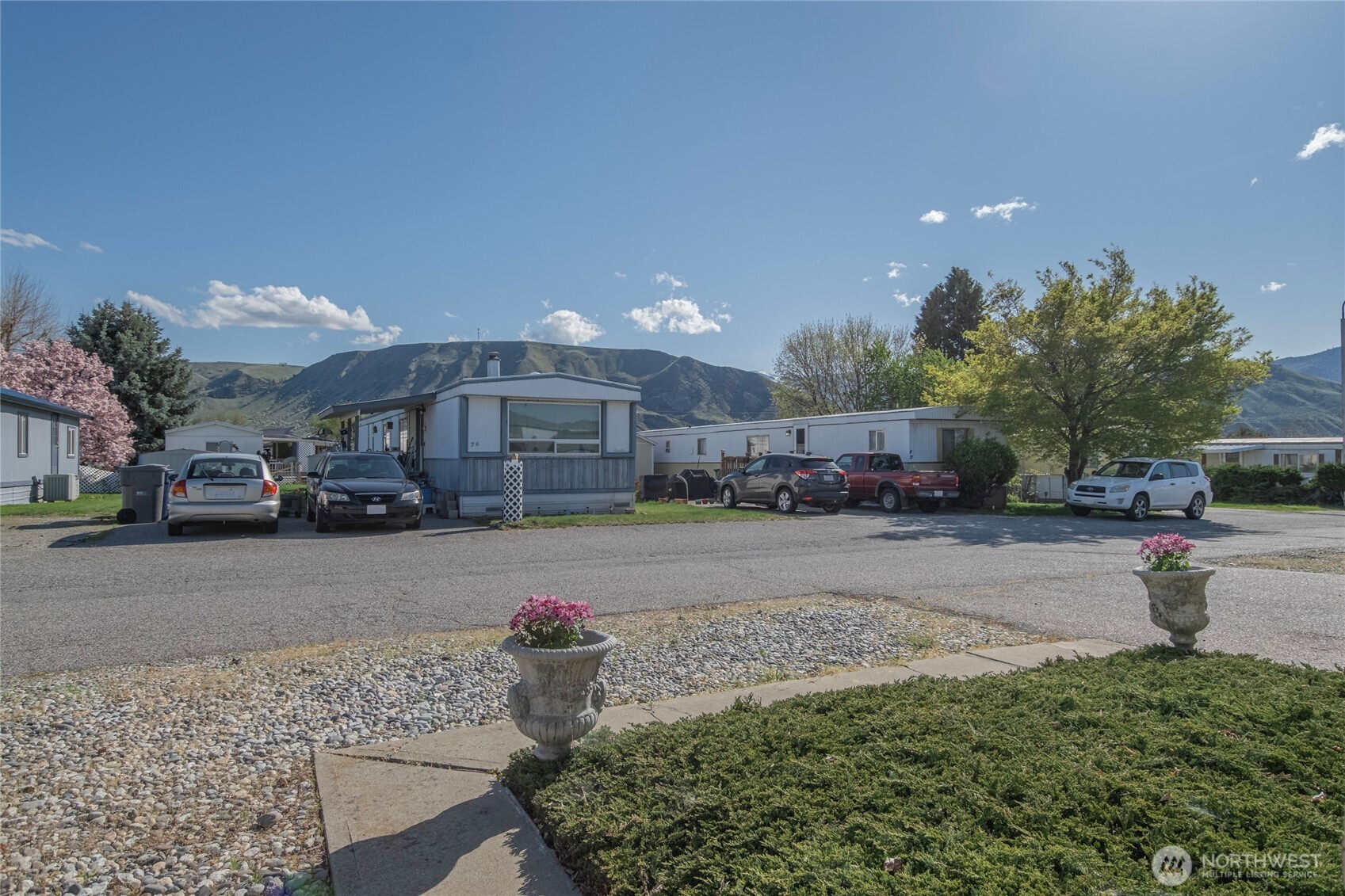 211 Pace Drive Unit: 11