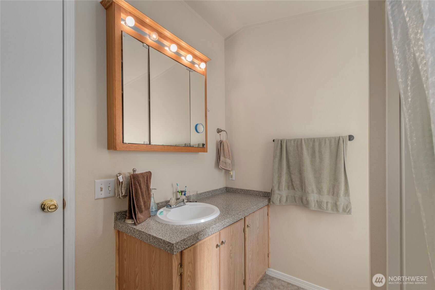 211 Pace Drive Unit: 11