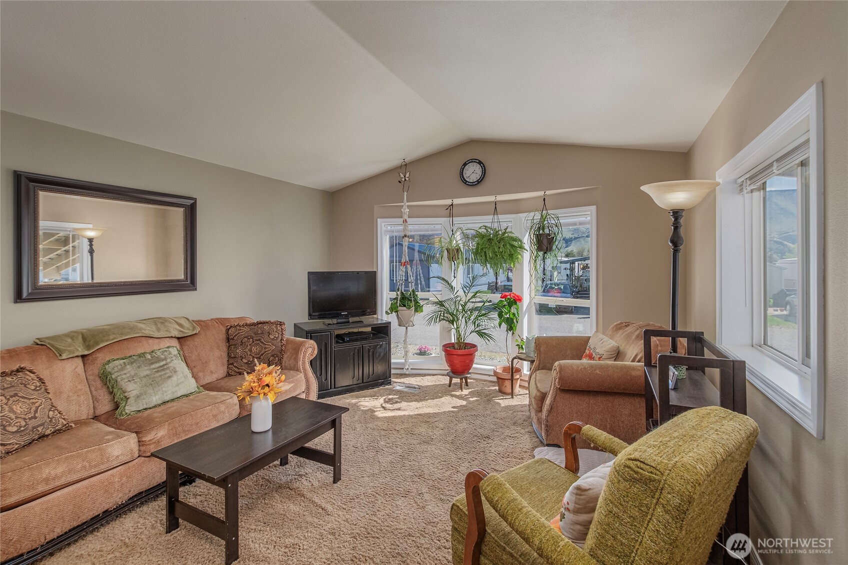 211 Pace Drive Unit: 11