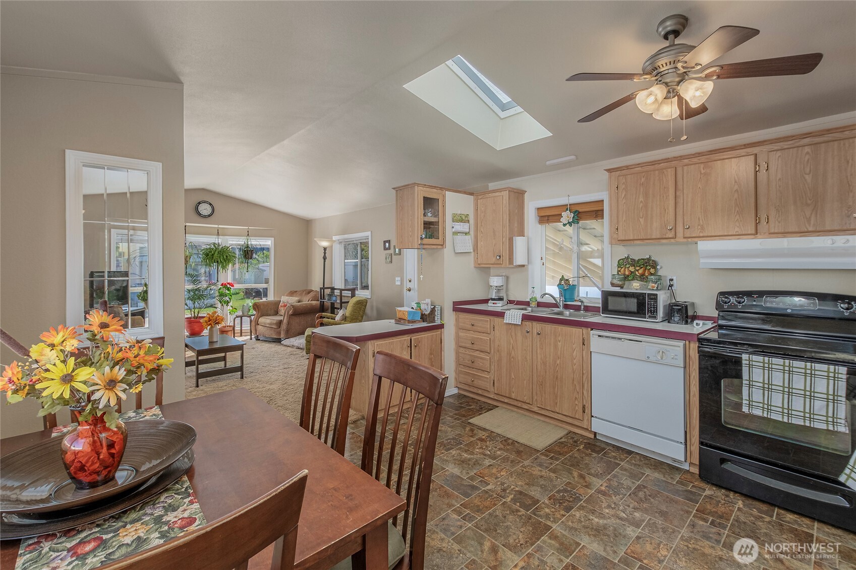 211 Pace Drive Unit: 11