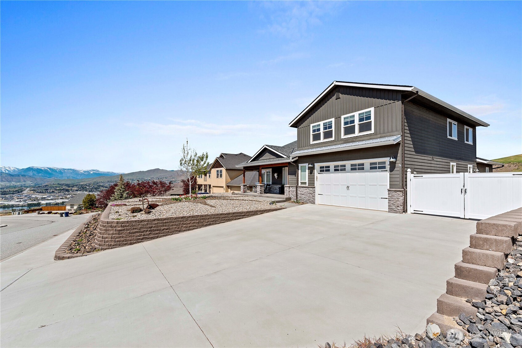 2669 Fancher Landing
