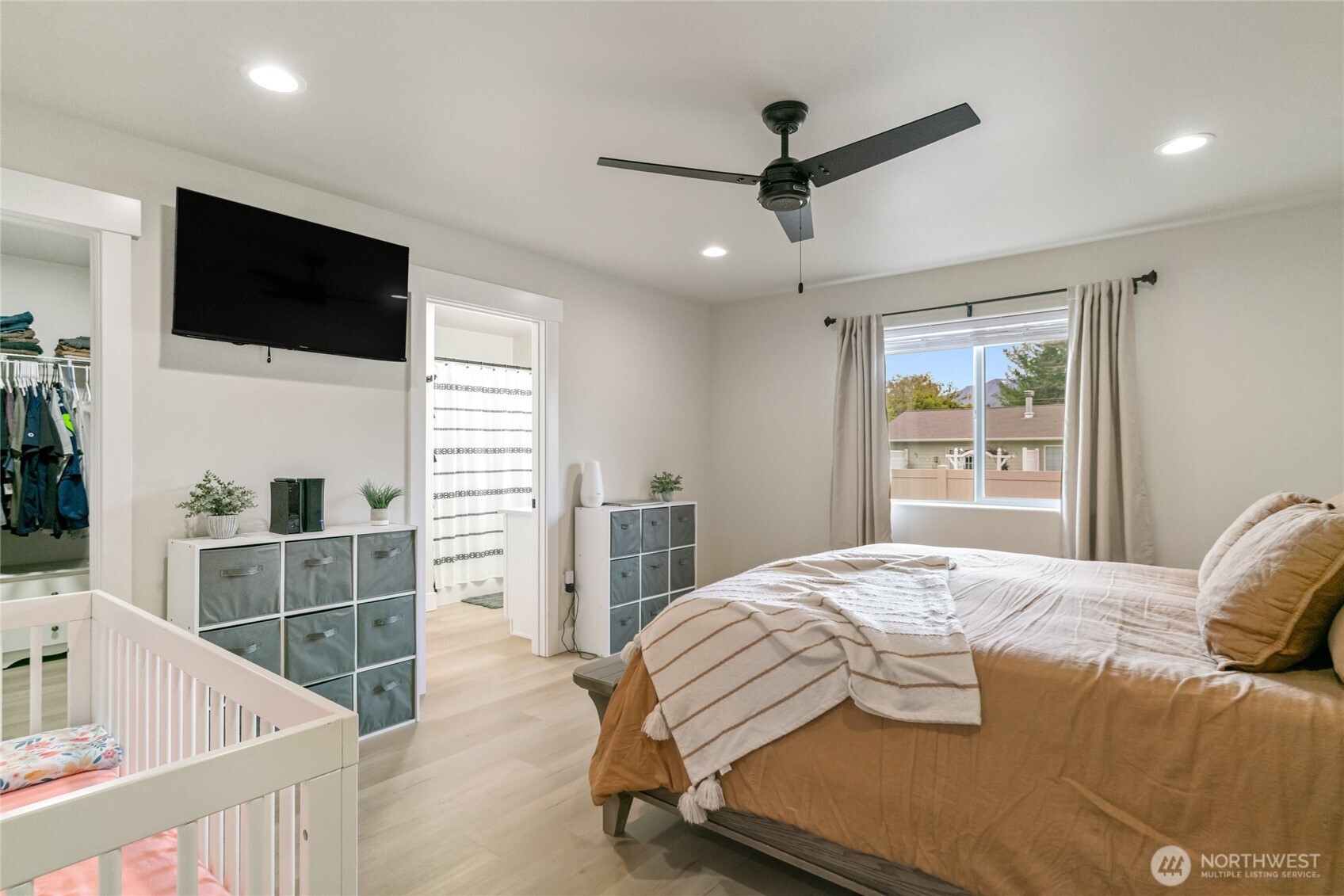 106 Harold Street NE