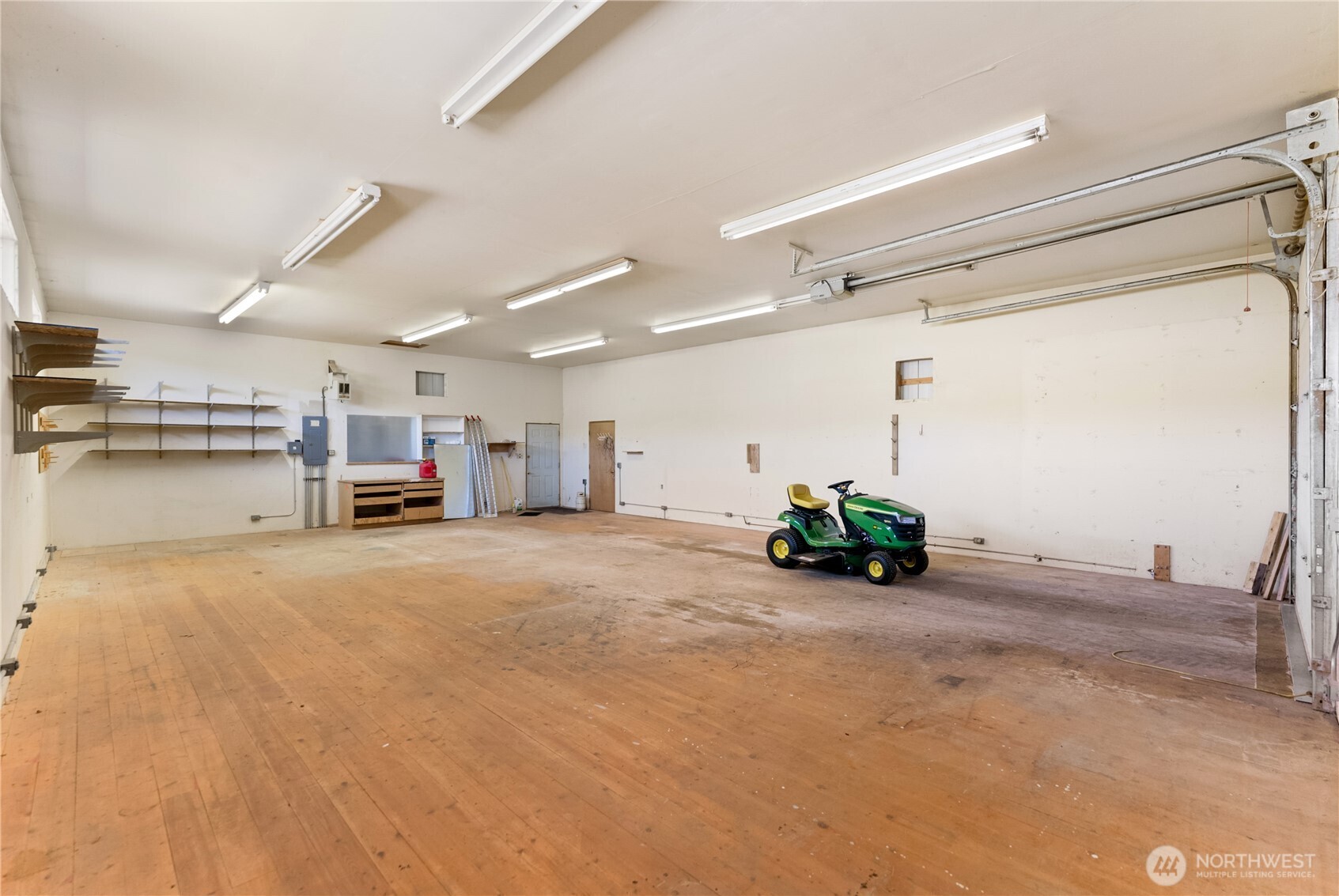 940 Sunrise Heights Road