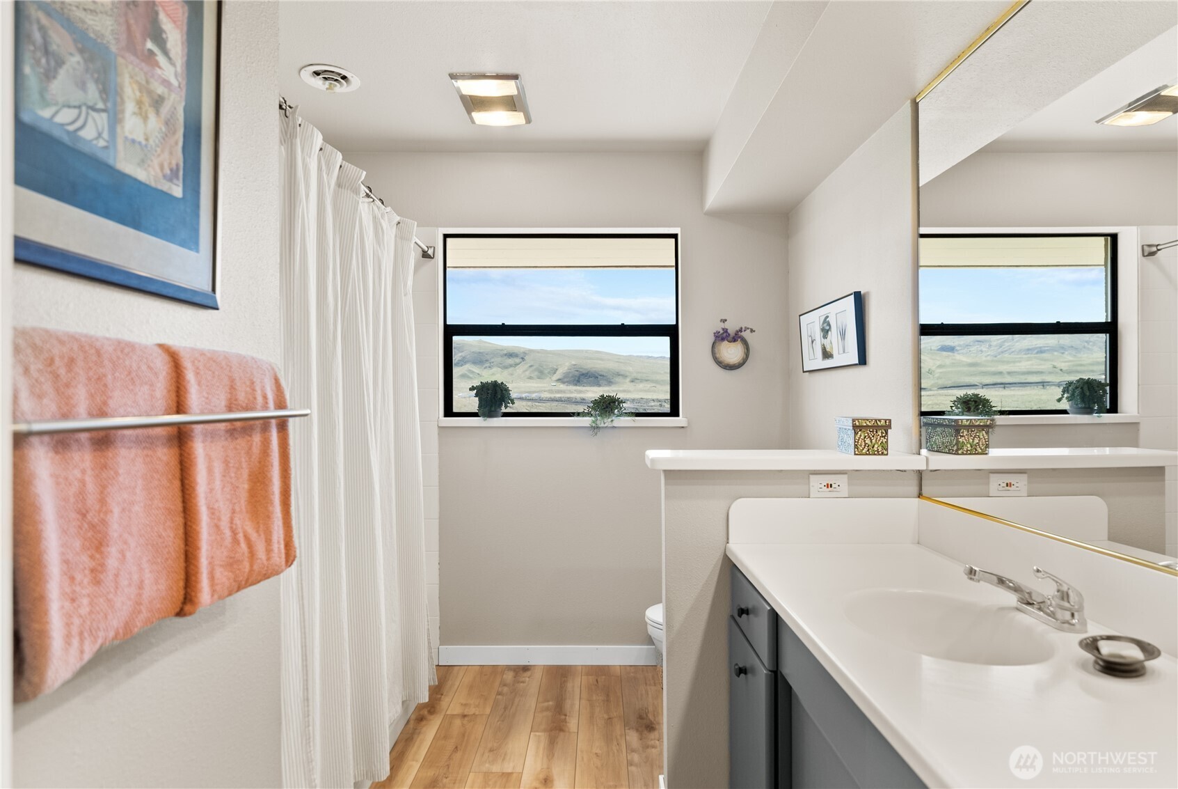 940 Sunrise Heights Road