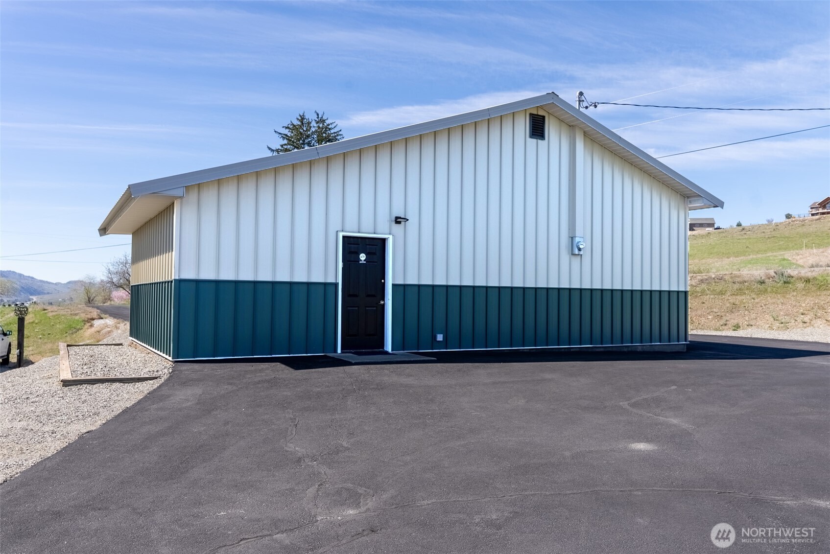 940 Sunrise Heights Road