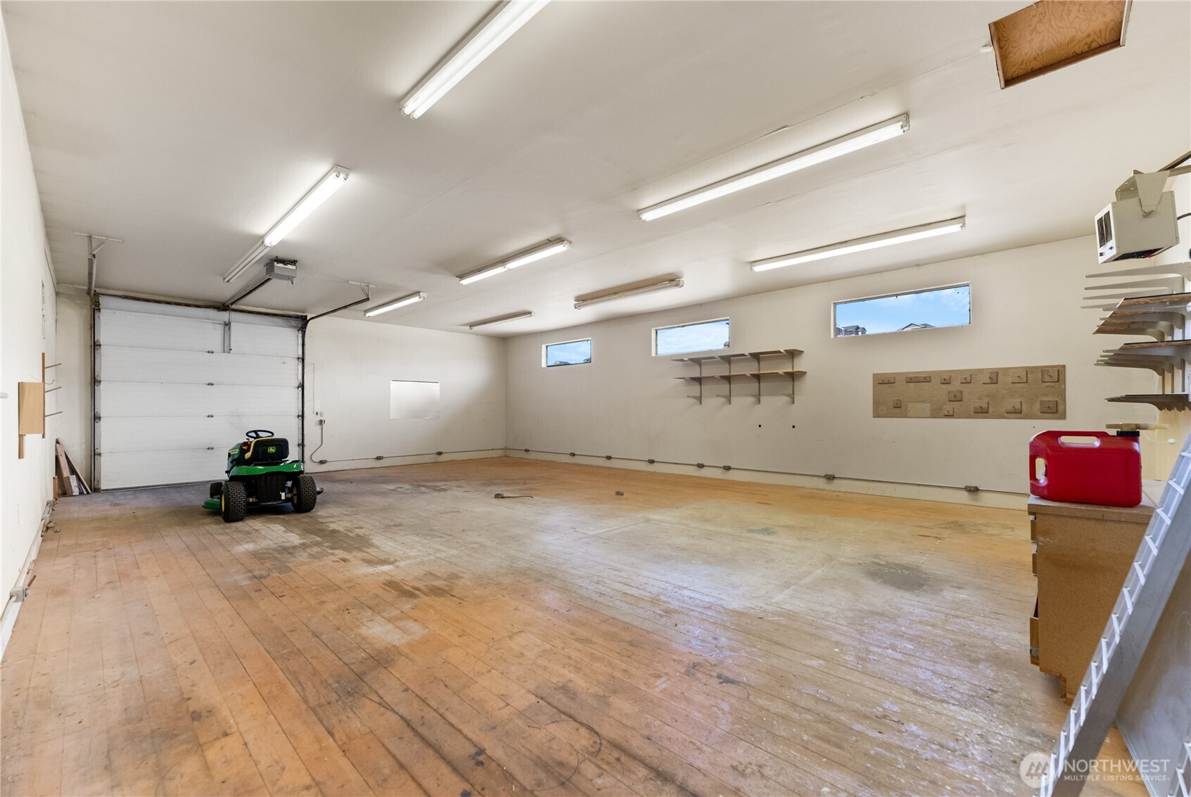 940 Sunrise Heights Road