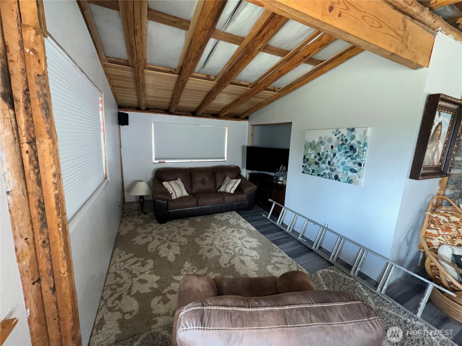 174 B Siwash Creek Road N