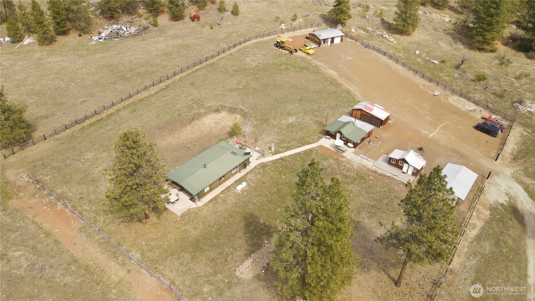 174 B Siwash Creek Road N