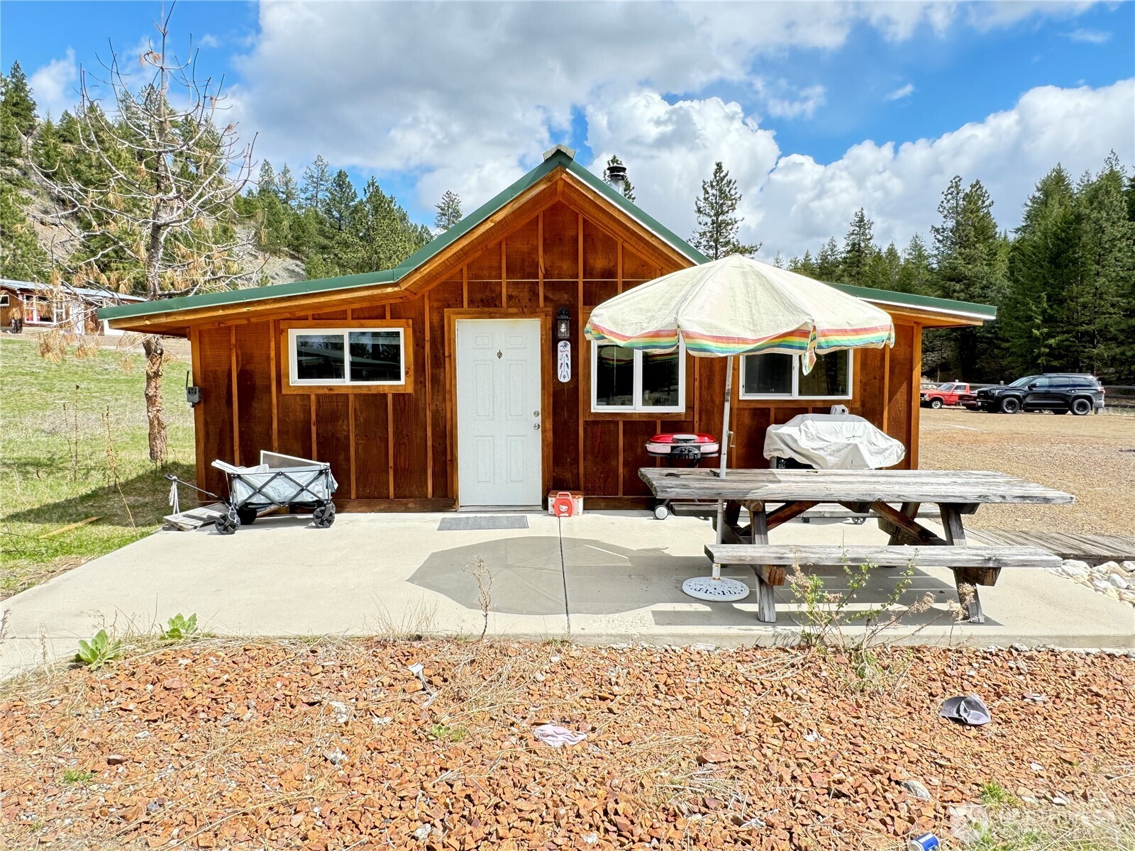 174 B Siwash Creek Road N