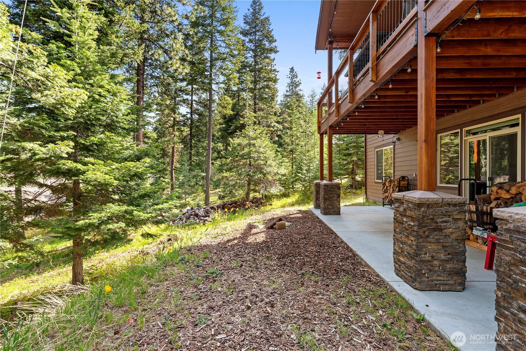 6657 Forest Ridge Drive