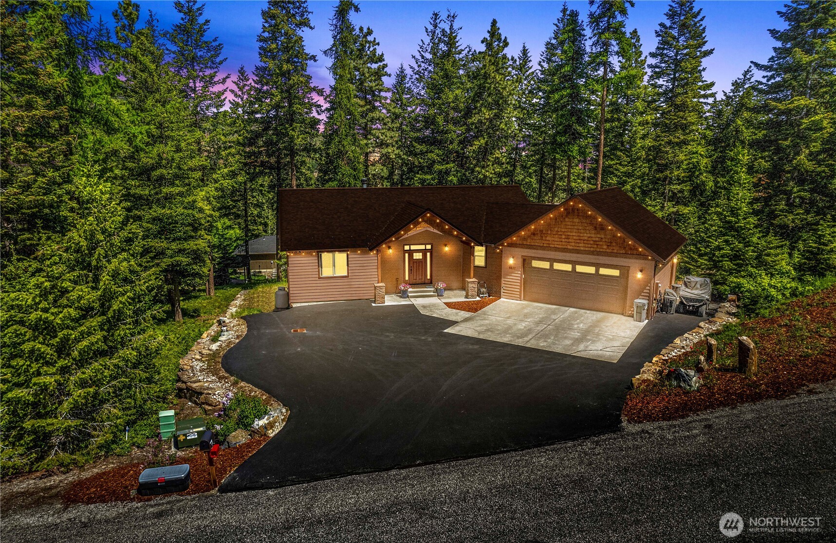 6657 Forest Ridge Drive