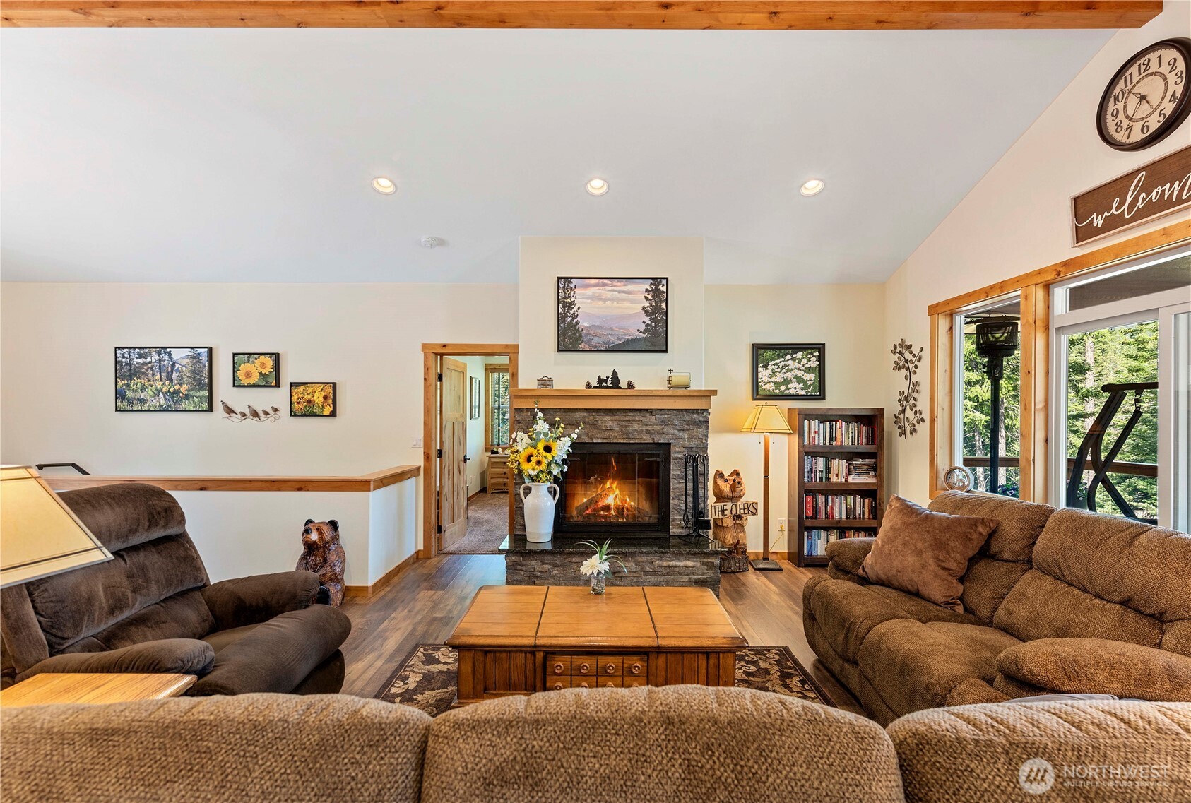6657 Forest Ridge Drive