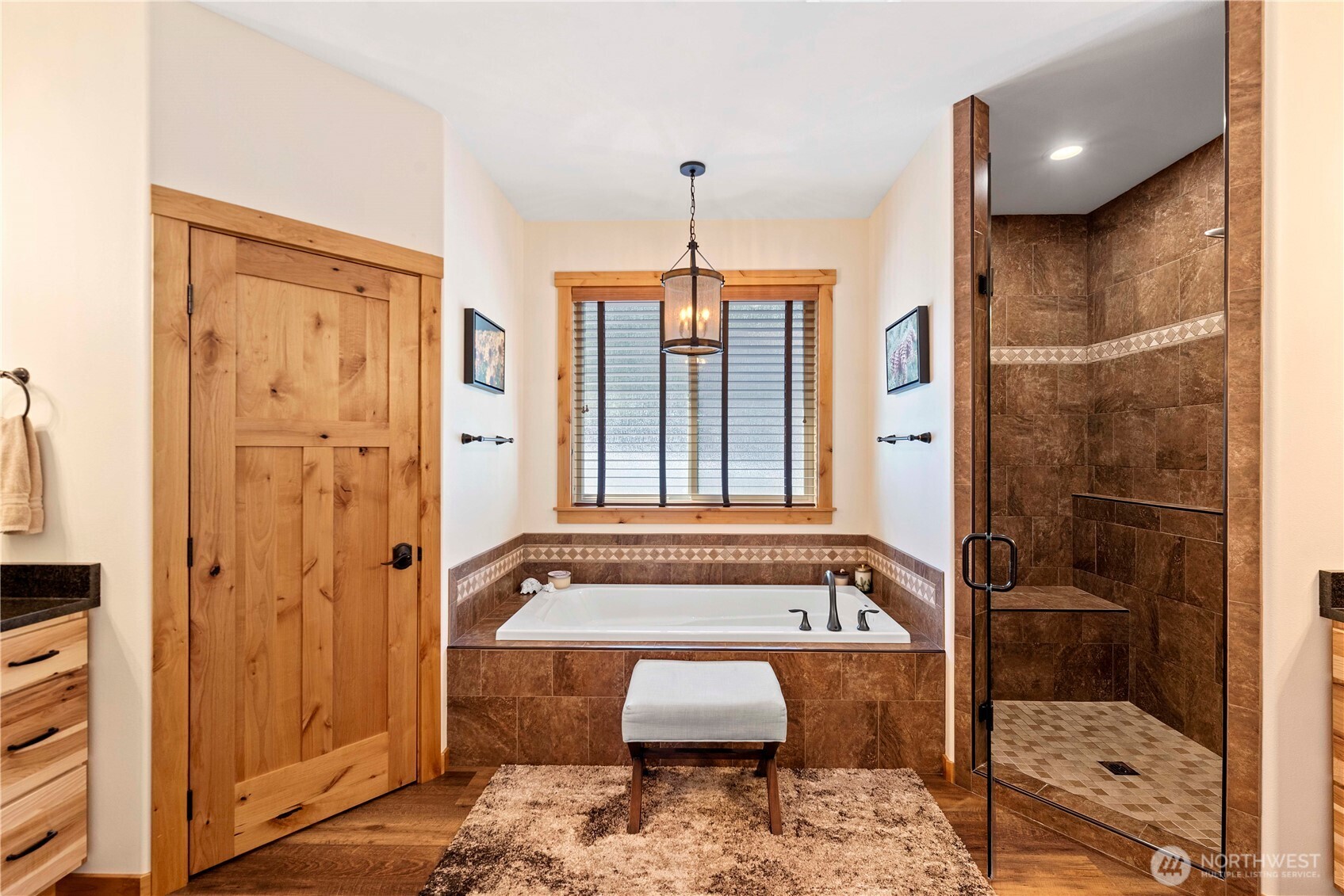 6657 Forest Ridge Drive