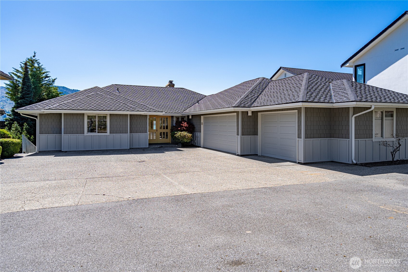 44 Viking Lane