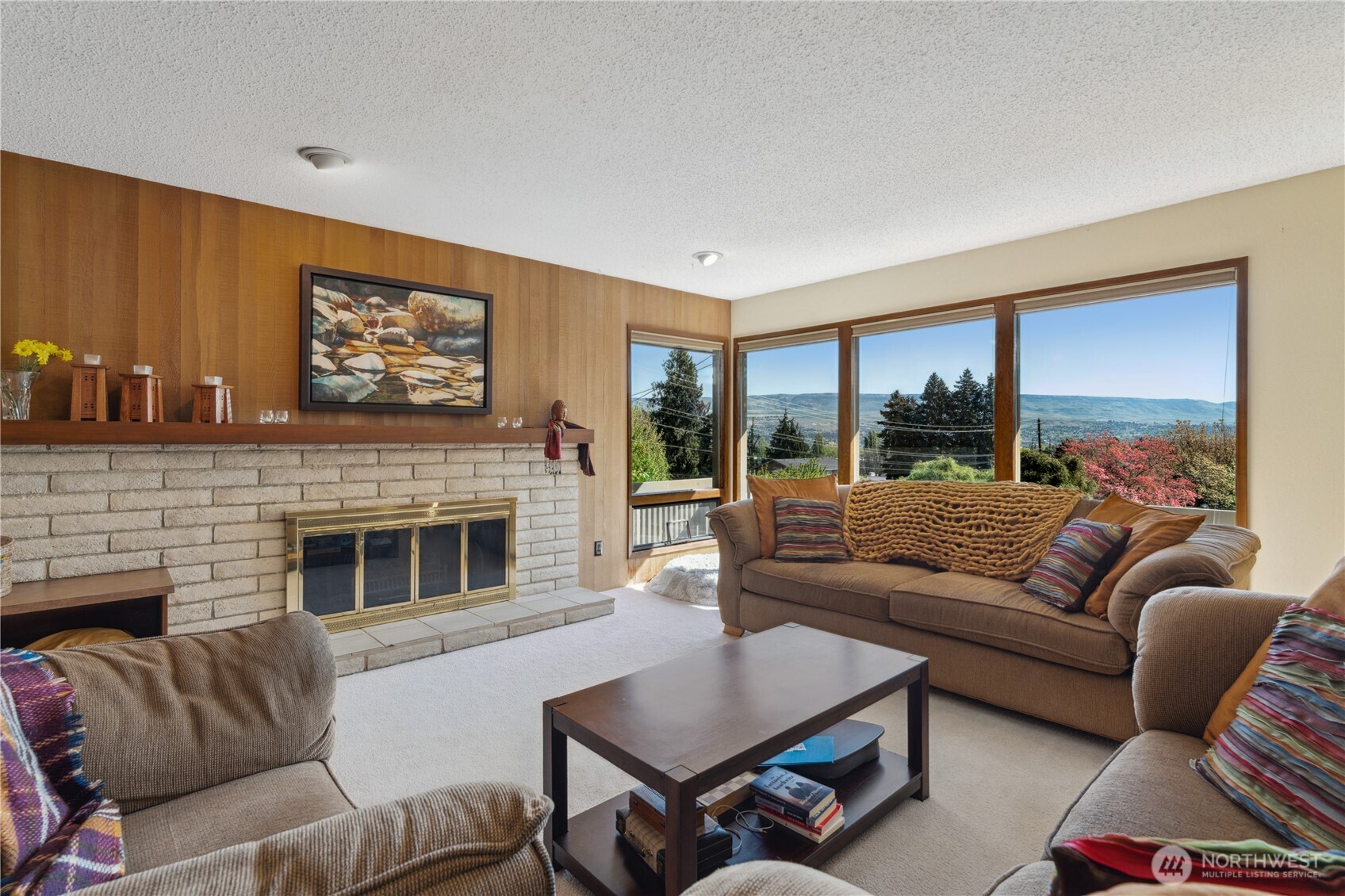 1200 Summer Hill Place