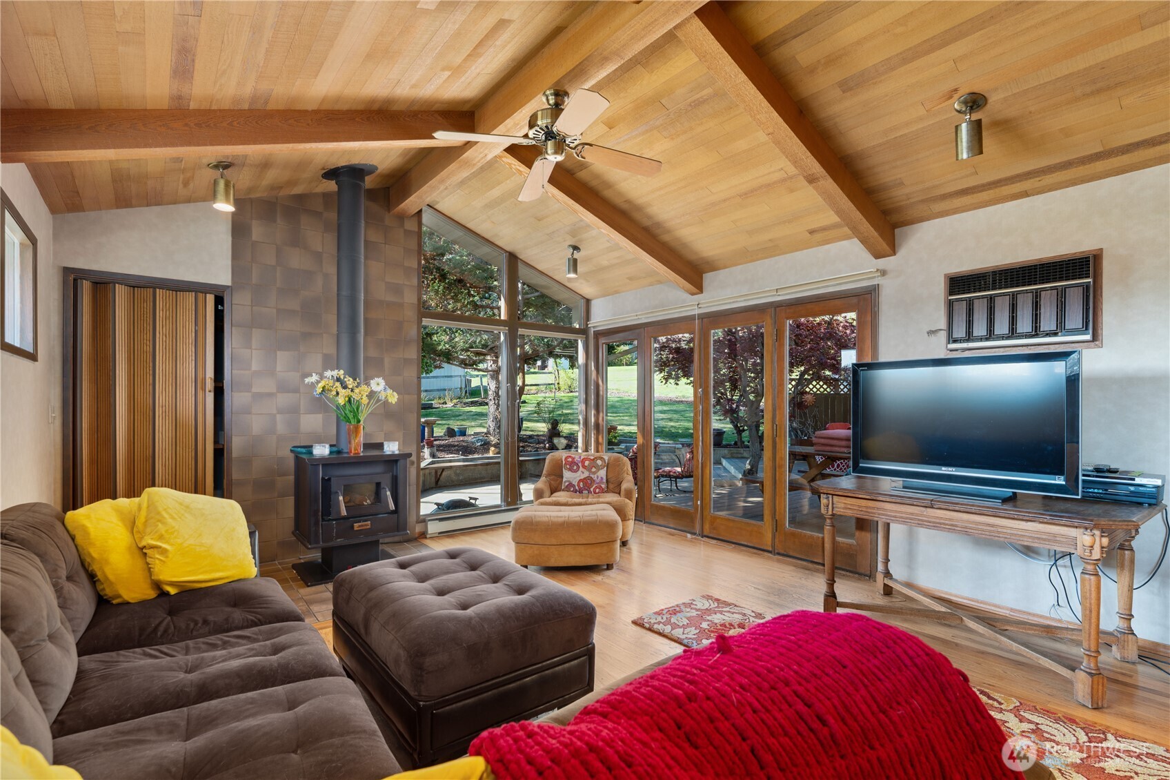 1200 Summer Hill Place