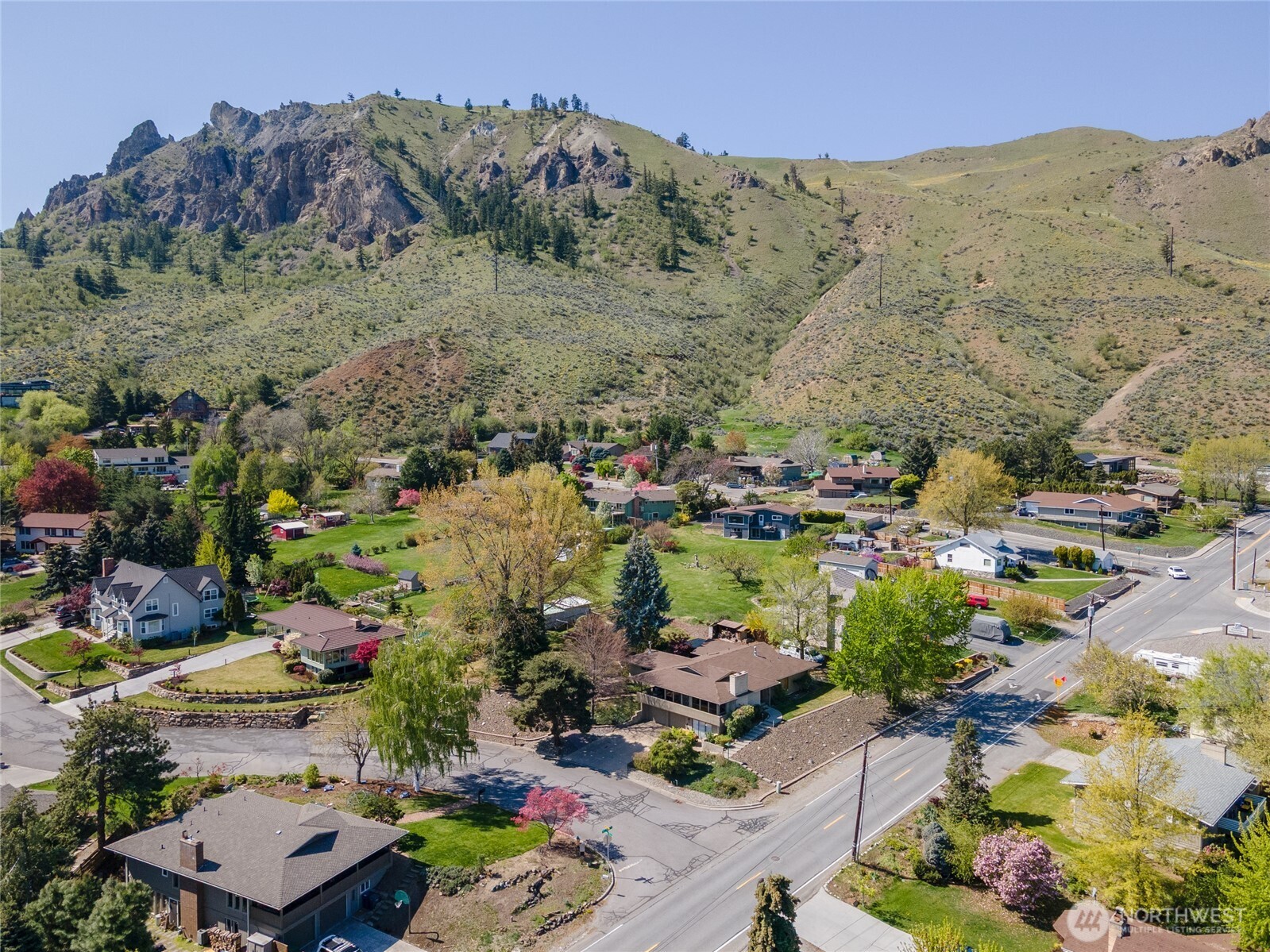 1200 Summer Hill Place