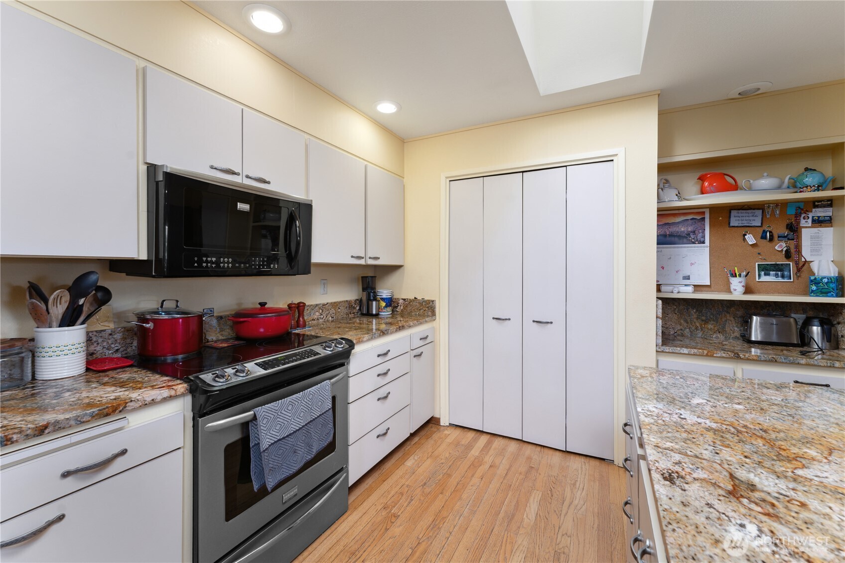 1200 Summer Hill Place