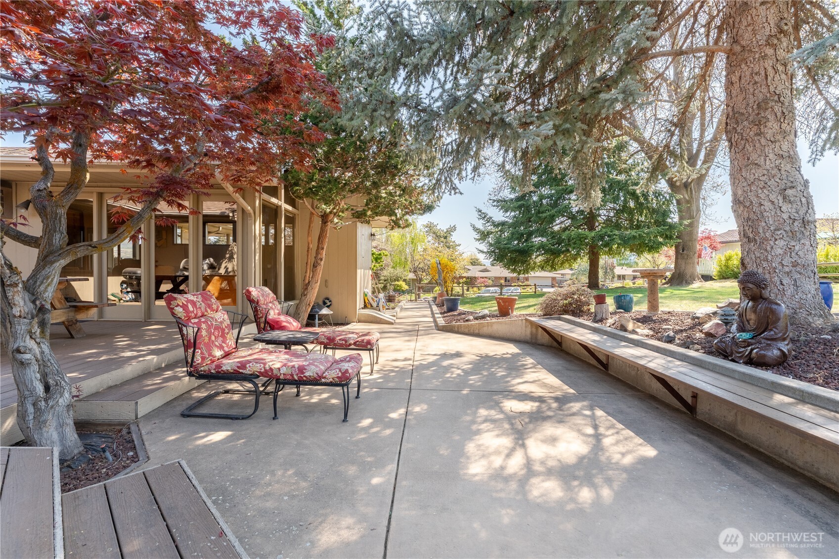 1200 Summer Hill Place