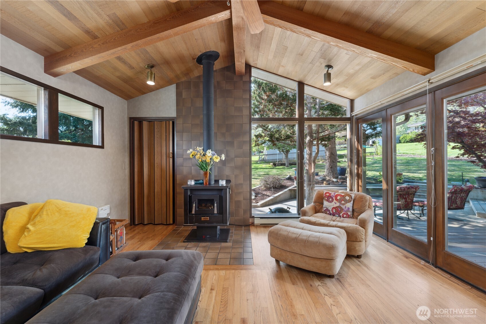 1200 Summer Hill Place