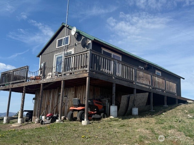200 W Cayuse Mtn rd