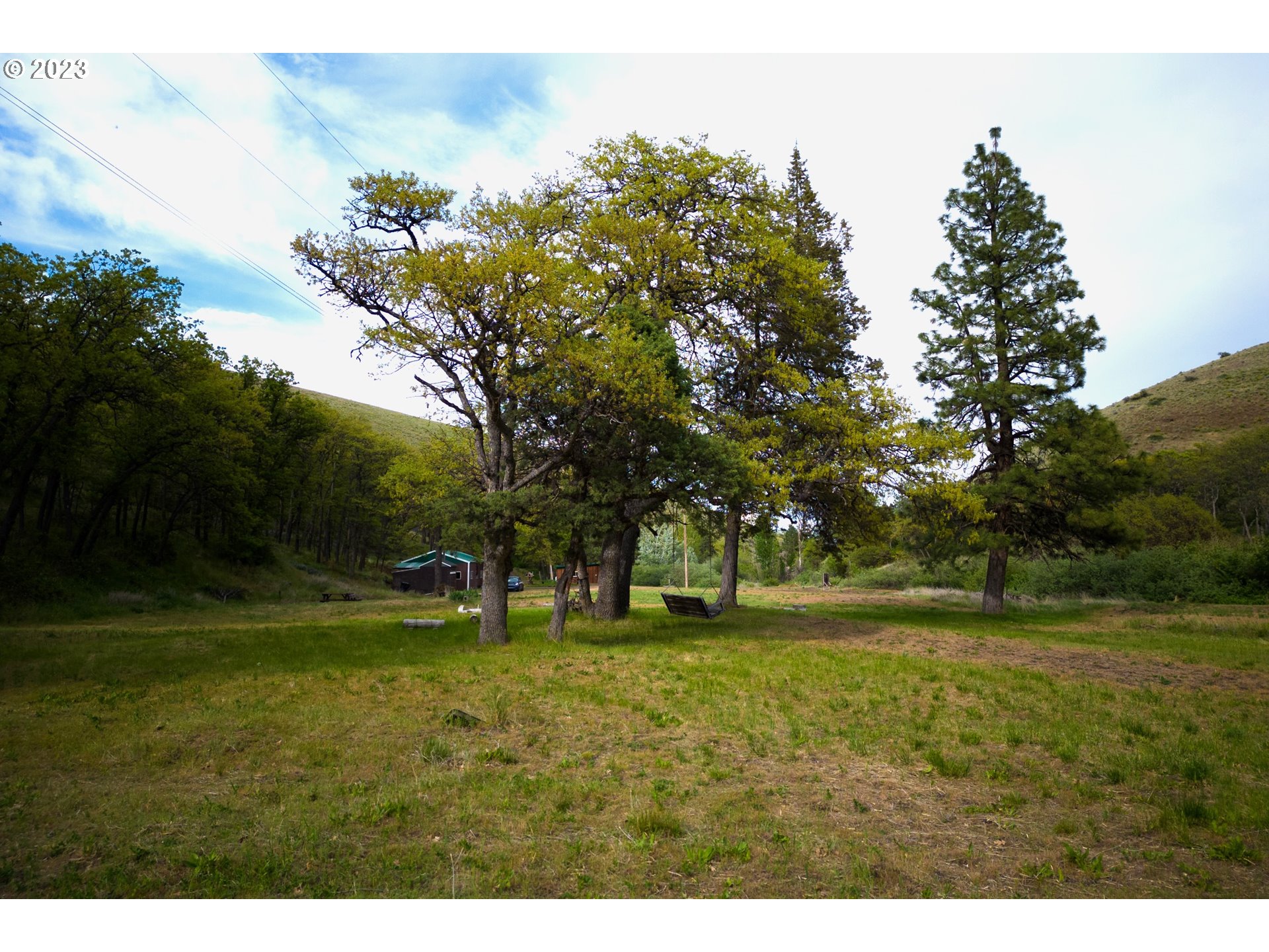 281 Oak Flat RD