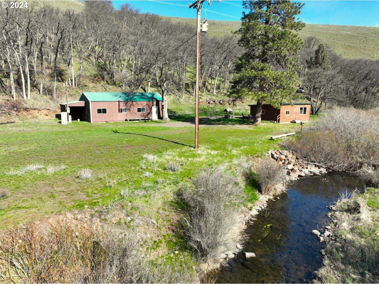 281 Oak Flat RD