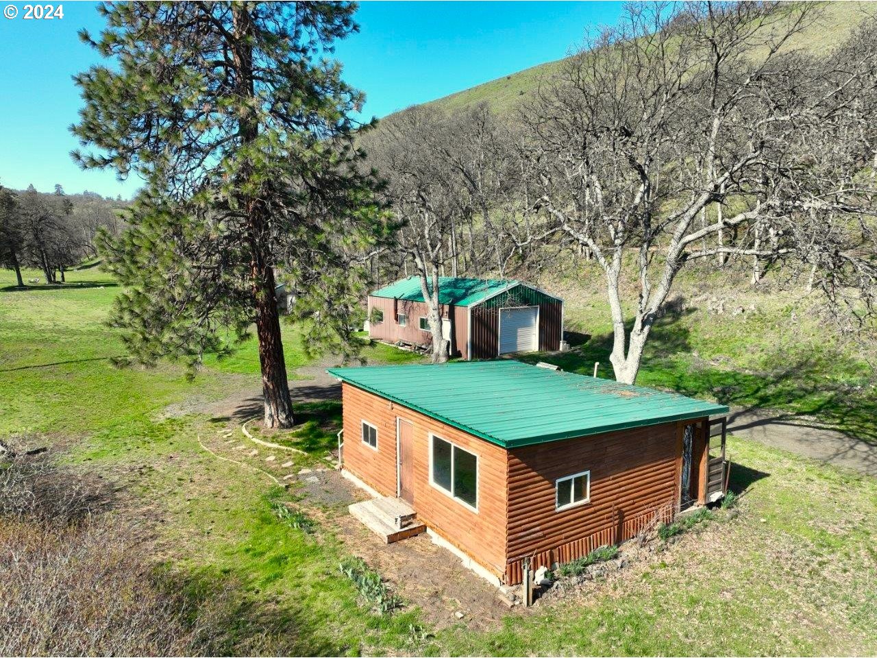 281 Oak Flat RD