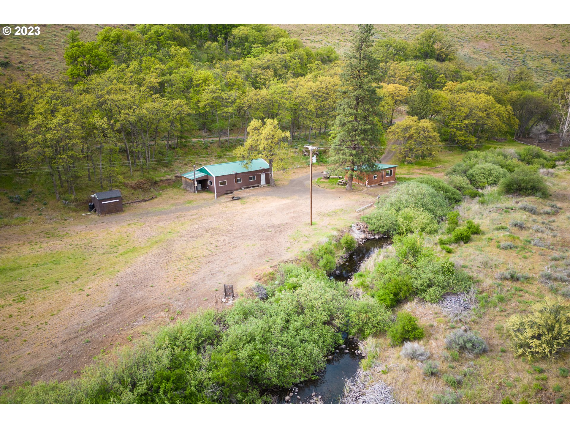 281 Oak Flat RD