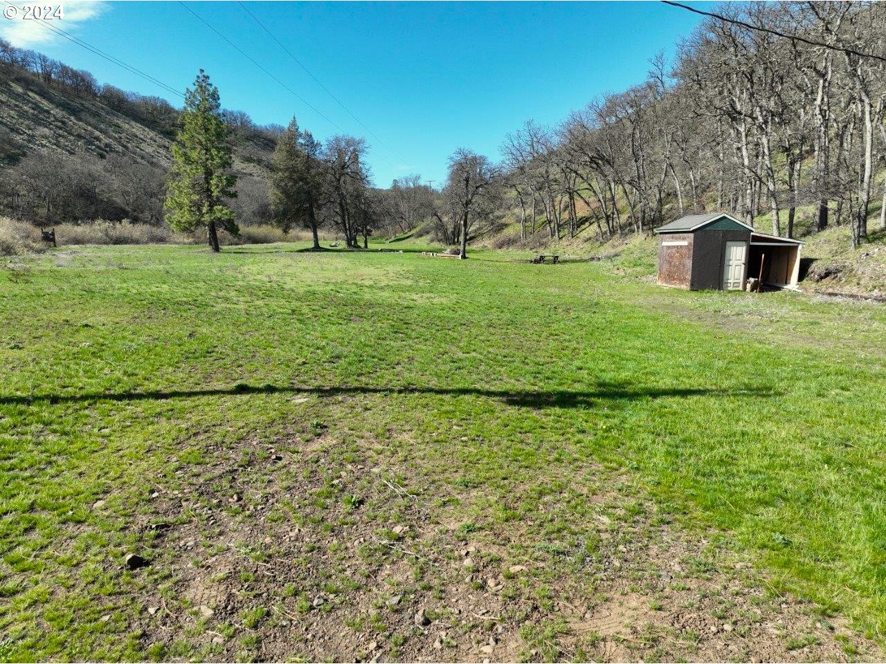281 Oak Flat RD