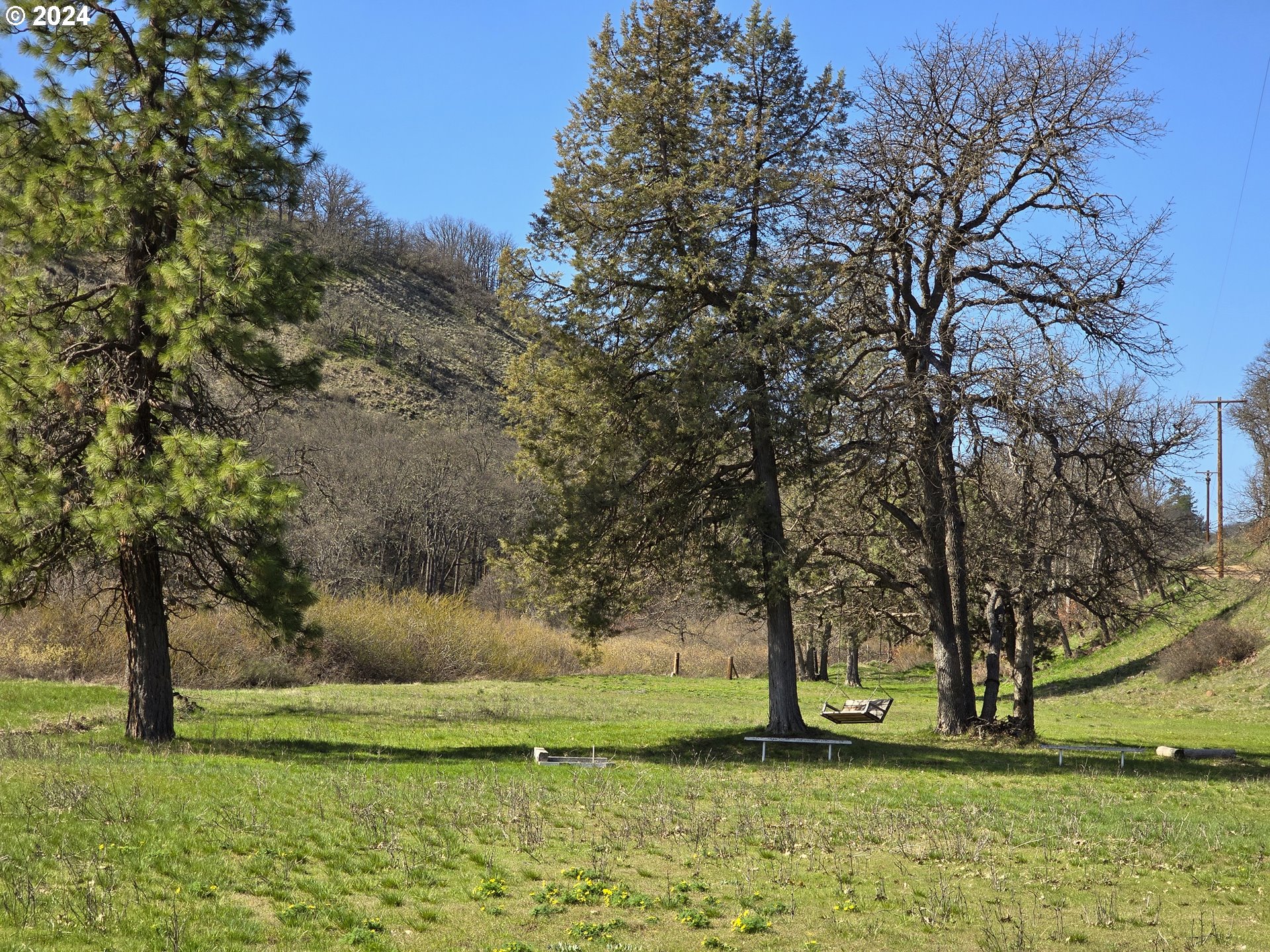281 Oak Flat RD